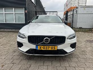 Volvo V-60 2.0 T6 Plug-in hybrid AWD Plus Bright picture 2