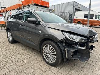 Schadeauto Opel Grandland X 1.2 Turbo Innovation 2020/9