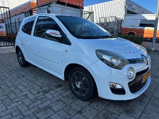 skadebil auto Renault Twingo 1.2 16V Collection 2012/6