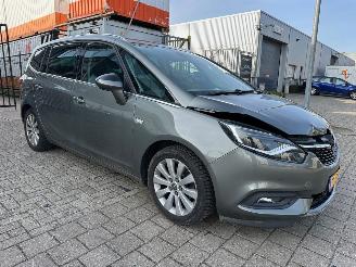 skadebil auto Opel Zafira 1.4 Turbo  Automaat 7p Online Edition 2018/2