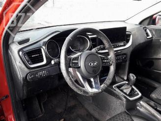 Kia Cee d Ceed (CDB5/CDBB), Hatchback 5-drs, 2018 1.0i T-GDi 12V picture 5