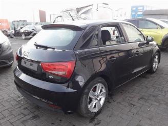 Audi A1 A1 Sportback (8XA/8XF), Hatchback 5-drs, 2011 / 2018 1.6 TDI 16V picture 3