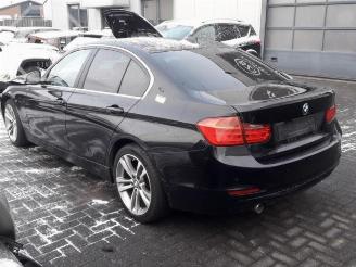 BMW 3-serie 3 serie (F30), Sedan, 2011 / 2018 320d 2.0 16V EfficientDynamicsEdition picture 4