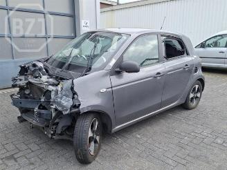 demontáž osobní automobily Smart Forfour Forfour (453), Hatchback 5-drs, 2014 1.0 12V 2018/6