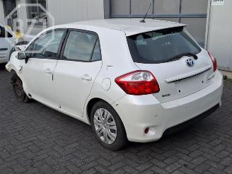 Toyota Auris Auris (E15), Hatchback, 2006 / 2012 1.8 16V HSD Full Hybrid picture 4