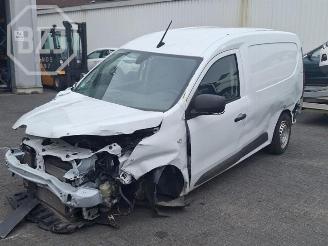 demontáž osobní automobily Renault Express Express, Van, 2021 1.5 dCi 95 2022