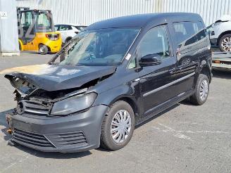Salvage car Volkswagen Caddy Caddy Combi IV, MPV, 2015 2.0 TDI 102 2019