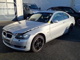 Vrakbiler auto BMW 3-serie 3 serie (E92), Coupe, 2005 / 2013 325i 24V 2009/4