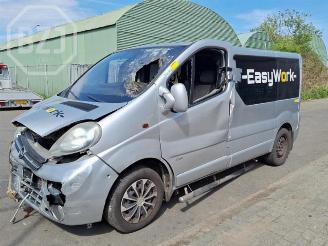 demontáž osobní automobily Opel Vivaro Vivaro, Van, 2000 / 2014 2.5 DTI 16V 2003/9