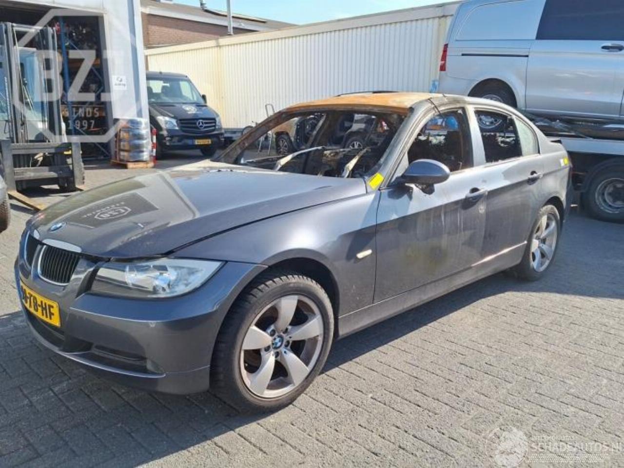BMW 3-serie 3 serie (E90), Sedan, 2005 / 2011 318i 16V