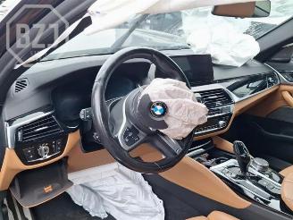 BMW 5-serie 5 serie (G30), Sedan, 2016 523d 2.0 TwinPower Turbo 16V picture 5