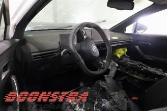 MG 4 Electric, Hatchback, 2022 Comfort, Luxury 64 kWh picture 9