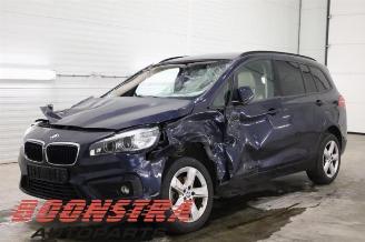 Vrakbiler auto BMW 2-serie 2 serie Gran Tourer (F46), MPV, 2014 218i 1.5 TwinPower Turbo 12V 2017/6