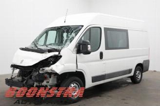 Coche siniestrado Peugeot Boxer Boxer (U9), Van, 2006 2.2 HDi 110 Euro 5 2016/9