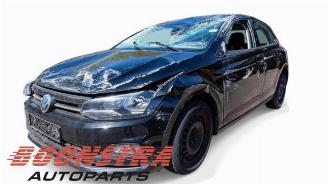 Vrakbiler auto Volkswagen Polo Polo VI (AW1), Hatchback 5-drs, 2017 1.0 TSI 12V 2018/12