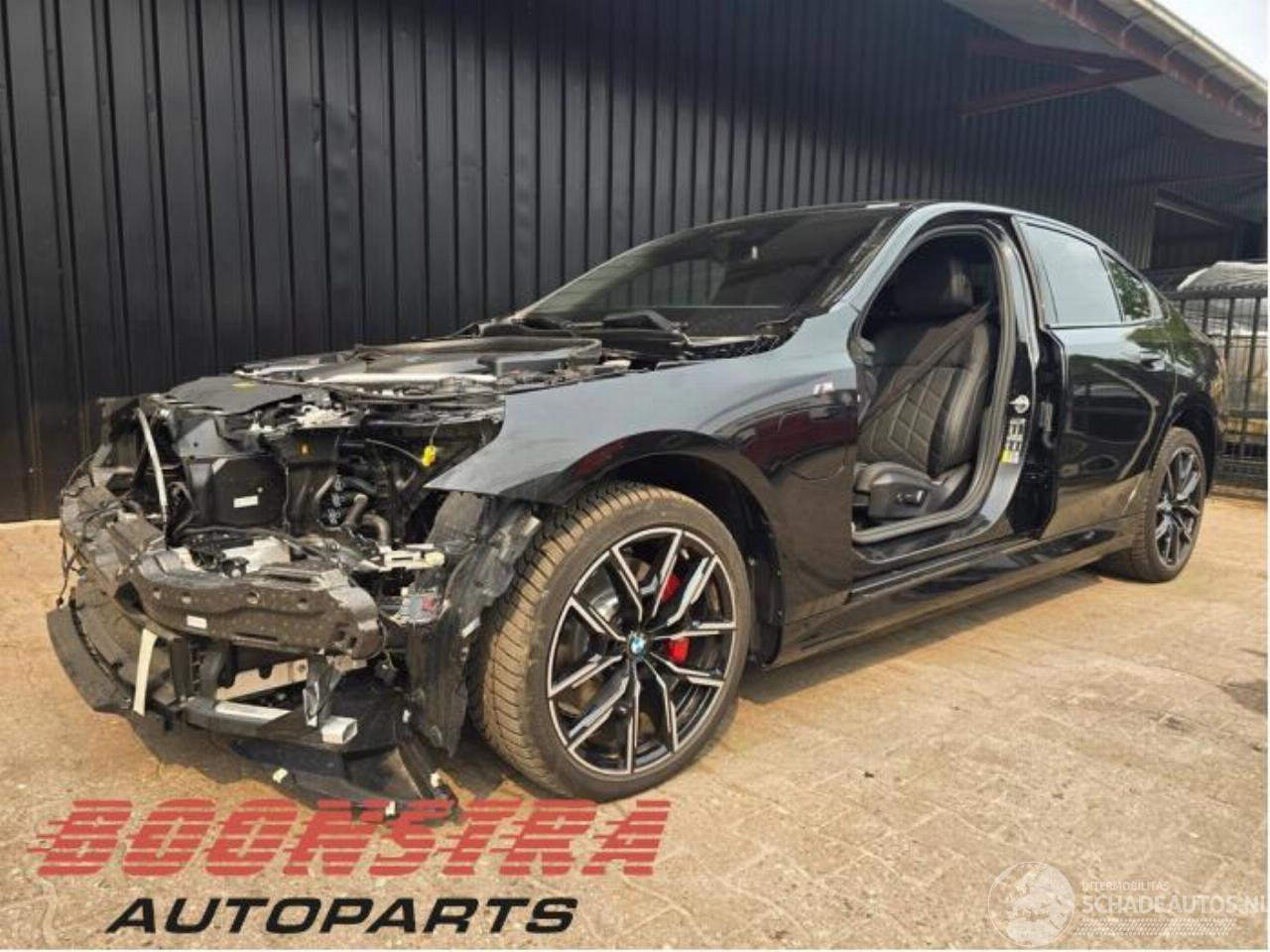 BMW 5-serie 5 serie (G60), Sedan, 2023 530e 2.0 TwinPower Turbo 16V