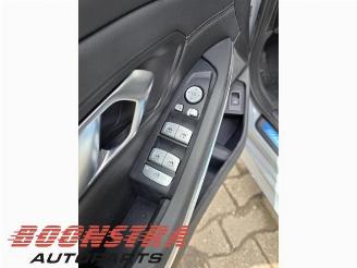 BMW 3-serie 3 serie Touring (G21), Combi, 2019 330e 2.0 TwinPower Turbo 16V picture 14