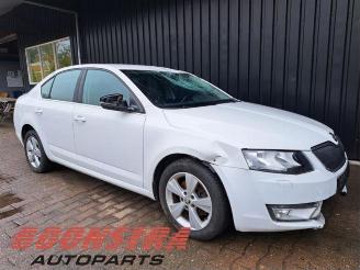 Skoda Octavia Octavia (5EAA), Liftback, 2012 / 2020 1.6 TDI GreenTec 16V picture 2
