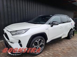 Auto da rottamare Toyota Rav-4 RAV4 (A5), Terreinwagen, 2018 2.5 Plug-in Hybrid 16V AWD 2021/11