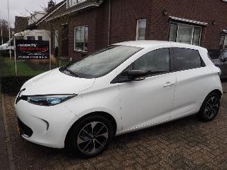 krockskadad bil auto Renault Zoé R240 Intens 22Kwh KOOP ACCU 2016/9