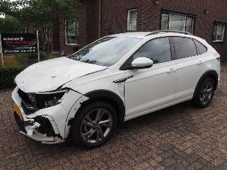 krockskadad bil auto Volkswagen Taigo 1.0 TSI R-Line DSG 2023/1