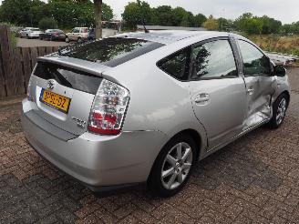 Toyota Prius 1.5 VVt-i Business Edition picture 4