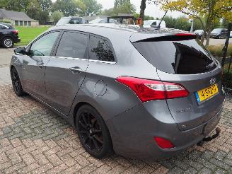 Hyundai I-30 Wagon 1.6 GDI Business Edition picture 6