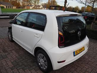Volkswagen Up! 1.0 BMT Move Up! picture 6