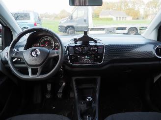 Volkswagen Up! 1.0 BMT Move Up! picture 14