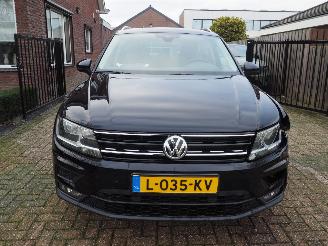 Volkswagen Tiguan 1.5 TSI Act ComfortLine Business picture 2
