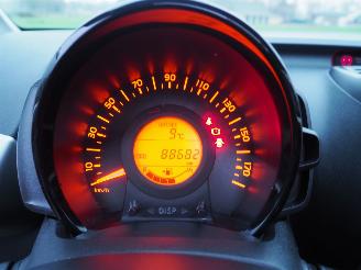 Peugeot 108 1.0 E-VTi Active Top! picture 21