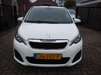 Peugeot 108 1.0 E-VTi Active Top! picture 2