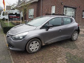 Renault Clio 0.9 TCe Authentique 2014/5