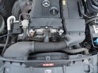 Mercedes C-klasse 180K Elegance picture 16