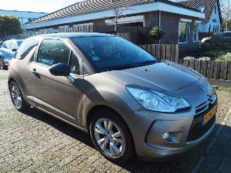 Citroën DS3 1.6 E-hdi So Chic picture 3