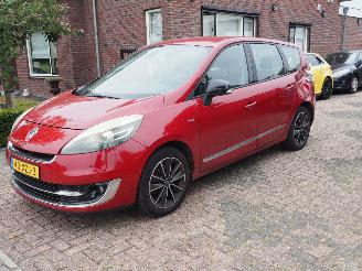 Avarii autoturisme Renault Grand-scenic 1.4 Tce bose 2012/9