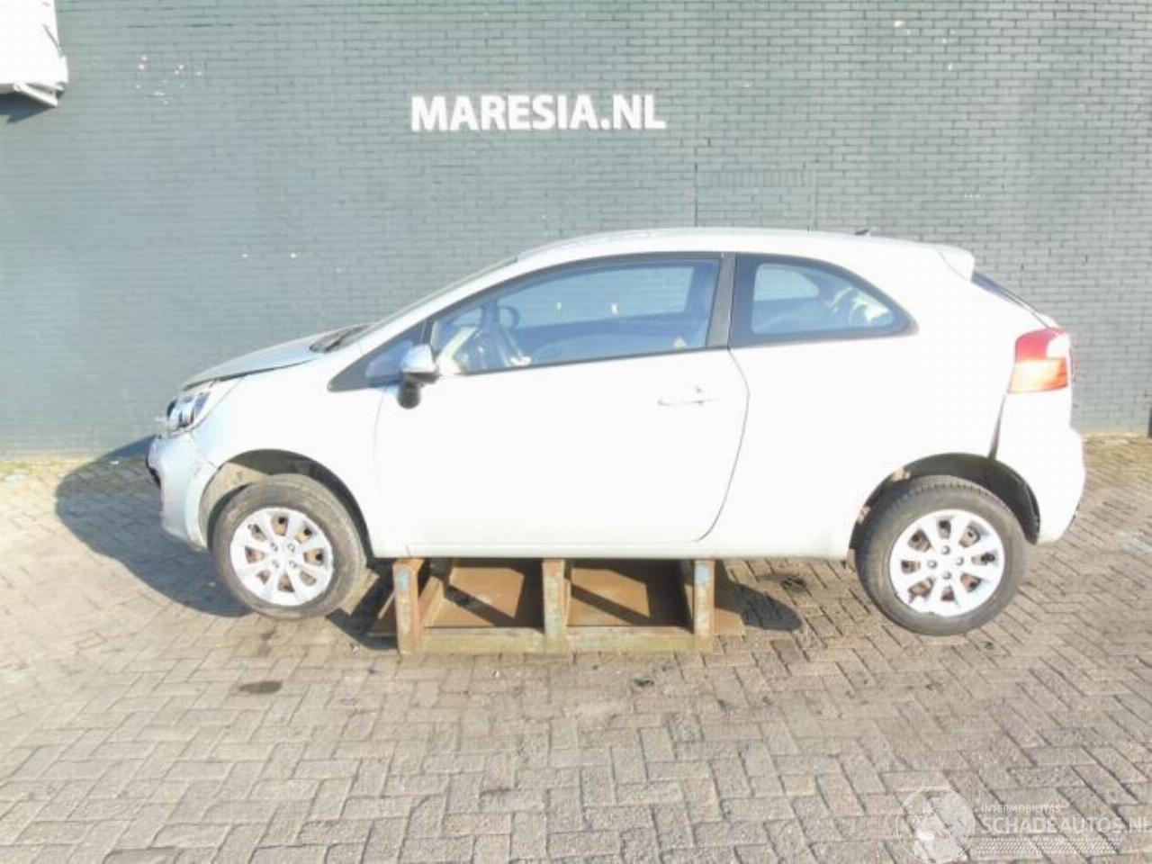 Kia Rio Rio III (UB), Hatchback, 2011 / 2017 1.2 CVVT 16V