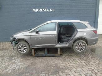 demontáž osobní automobily Seat Leon Leon ST (5FF), Combi 5-drs, 2012 / 2020 1.6 TDI 16V 2015/11