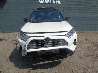 demontáž osobní automobily Toyota Rav-4 RAV4 (A5), Terreinwagen, 2018 2.5 Hybrid 16V AWD 2019/10