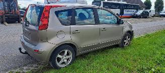 Nissan Note 1.4 16v picture 4