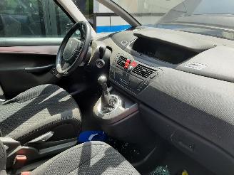 Citroën C4-picasso 1.6 HDI picture 9