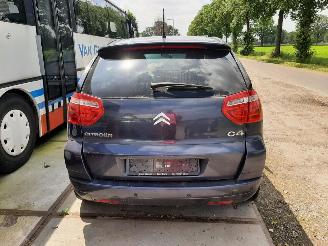 Citroën C4-picasso 1.6 HDI picture 8