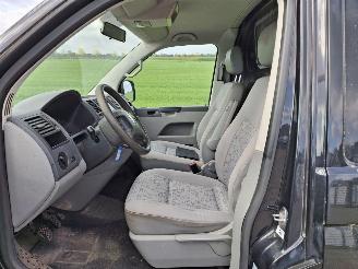 Volkswagen Transporter T5 TDI picture 8