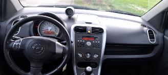 Opel Agila  picture 2