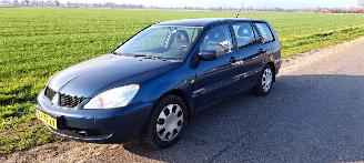 škoda osobní automobily Mitsubishi Lancer 1.6 16v Wagon 2007/10