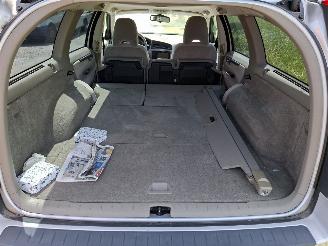 Volvo V-70 2.4 D AWD picture 8