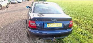 Audi A4  picture 4