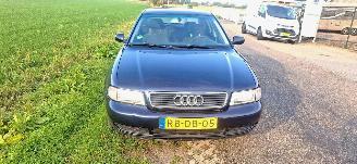 Audi A4  picture 3
