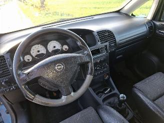 Opel Zafira A OPC 2.0 16V TURBO picture 5