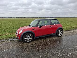 Schadeauto Mini Cooper CHILI 1.6 2002/7